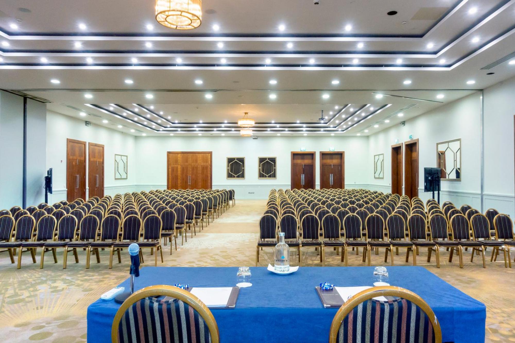 Citynorth Hotel & Conference Centre 고만스턴 외부 사진