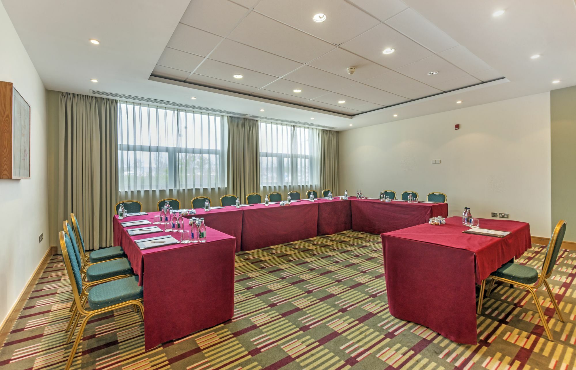 Citynorth Hotel & Conference Centre 고만스턴 외부 사진