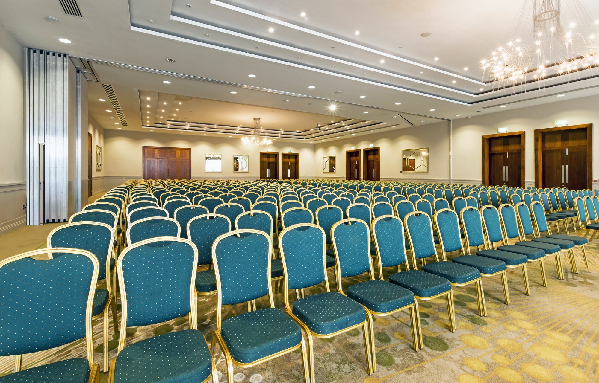 Citynorth Hotel & Conference Centre 고만스턴 외부 사진